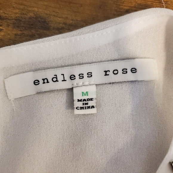 Endless Rose Cropped Sequin & Bead Top - Picture 5 of 6